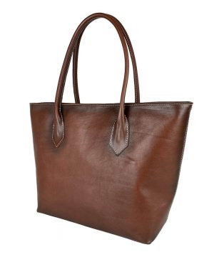 Alternative view of Kožená dámska kabelka SHOPPER ručne tamponovaná a tieňovaná v cigaro farbe