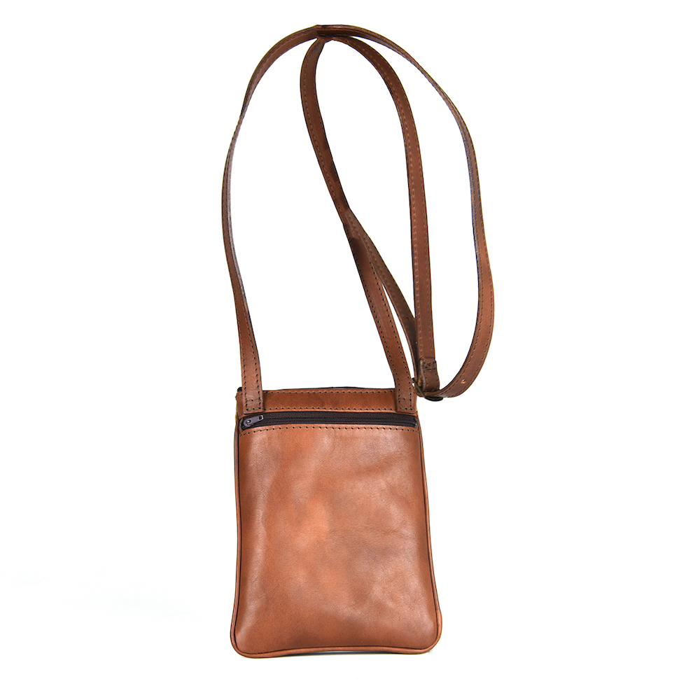 Ručne maľovaná crossbody kabelka č.8603 s motívom Žena s holubmi – Obrázok 4