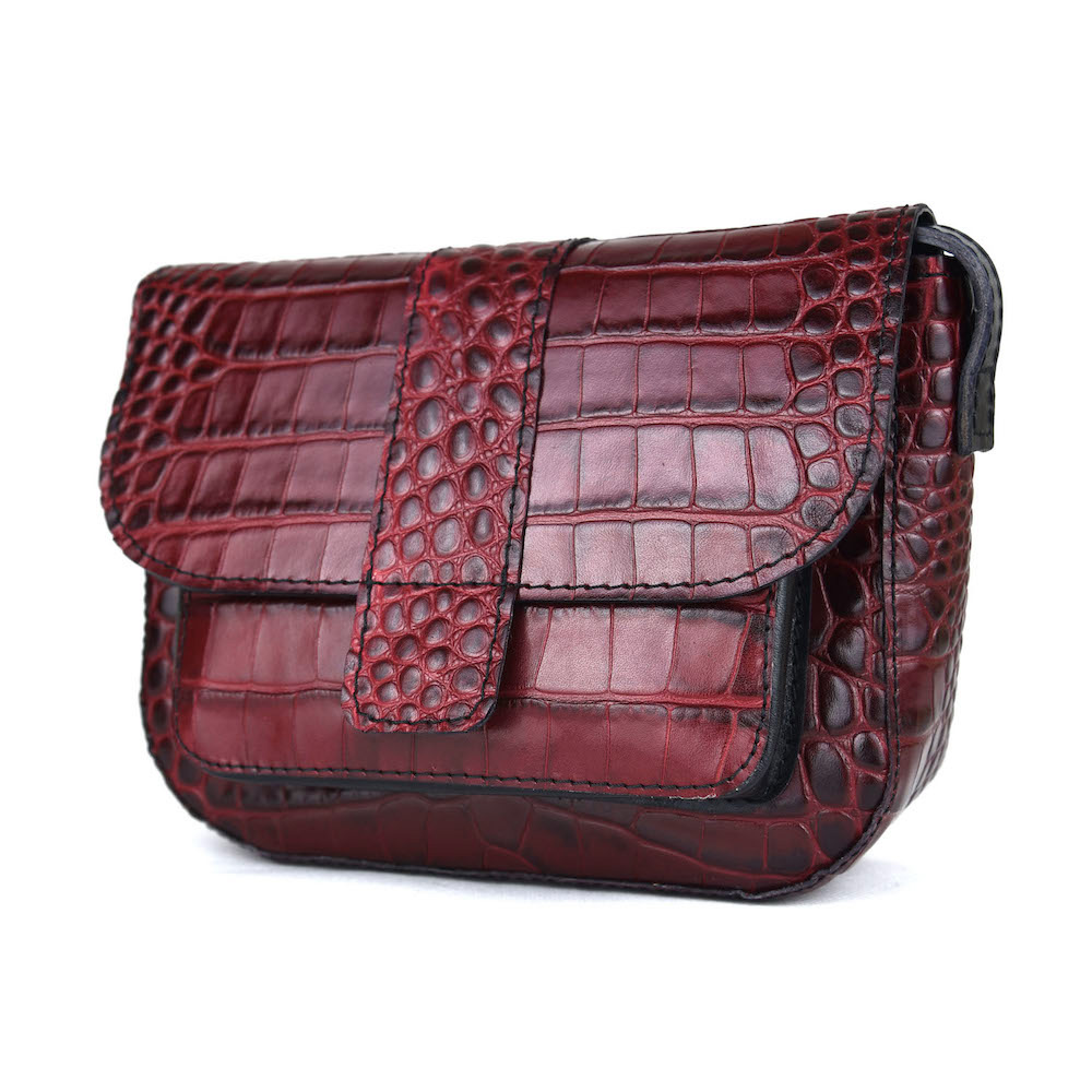 Malá kabelka crossbody z hovädzej kože s dezénom krokodíla v bordovej farbe – Obrázok 12