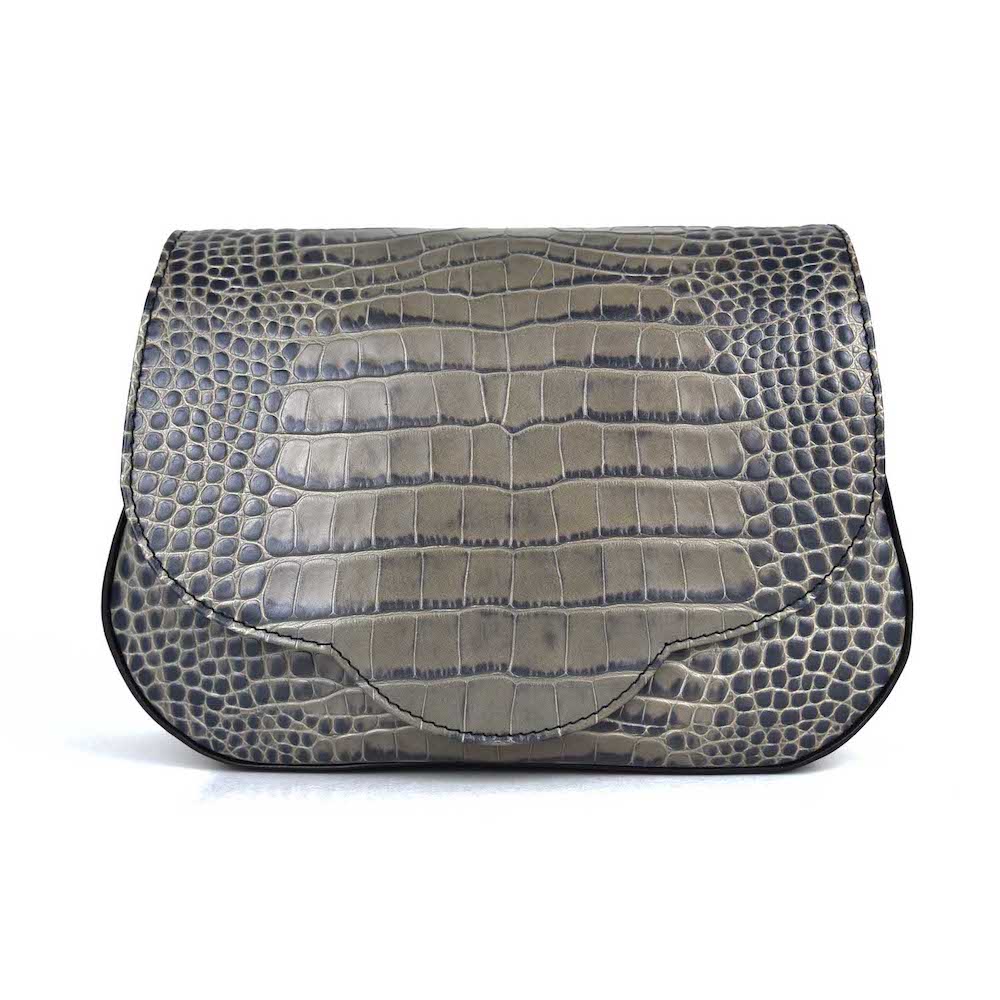 Kabelka crossbody z hovädzej kože s dezénom krokodíla v šedej farbe