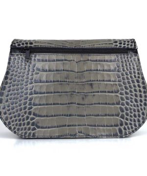 Kabelka crossbody z hovädzej kože s dezénom krokodíla v šedej farbe – Obrázok 5
