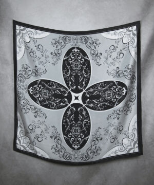 Alternative view of Hodvábna šatka ORNAMENT - SIVÝ, 90 x 90cm, Vyrobené na Slovensku