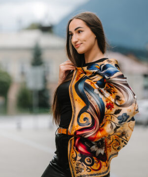 Hodvábna šatka LÚČNE KVETY - ZLATÉ, 90 x 90cm, Vyrobené na Slovensku – Obrázok 9