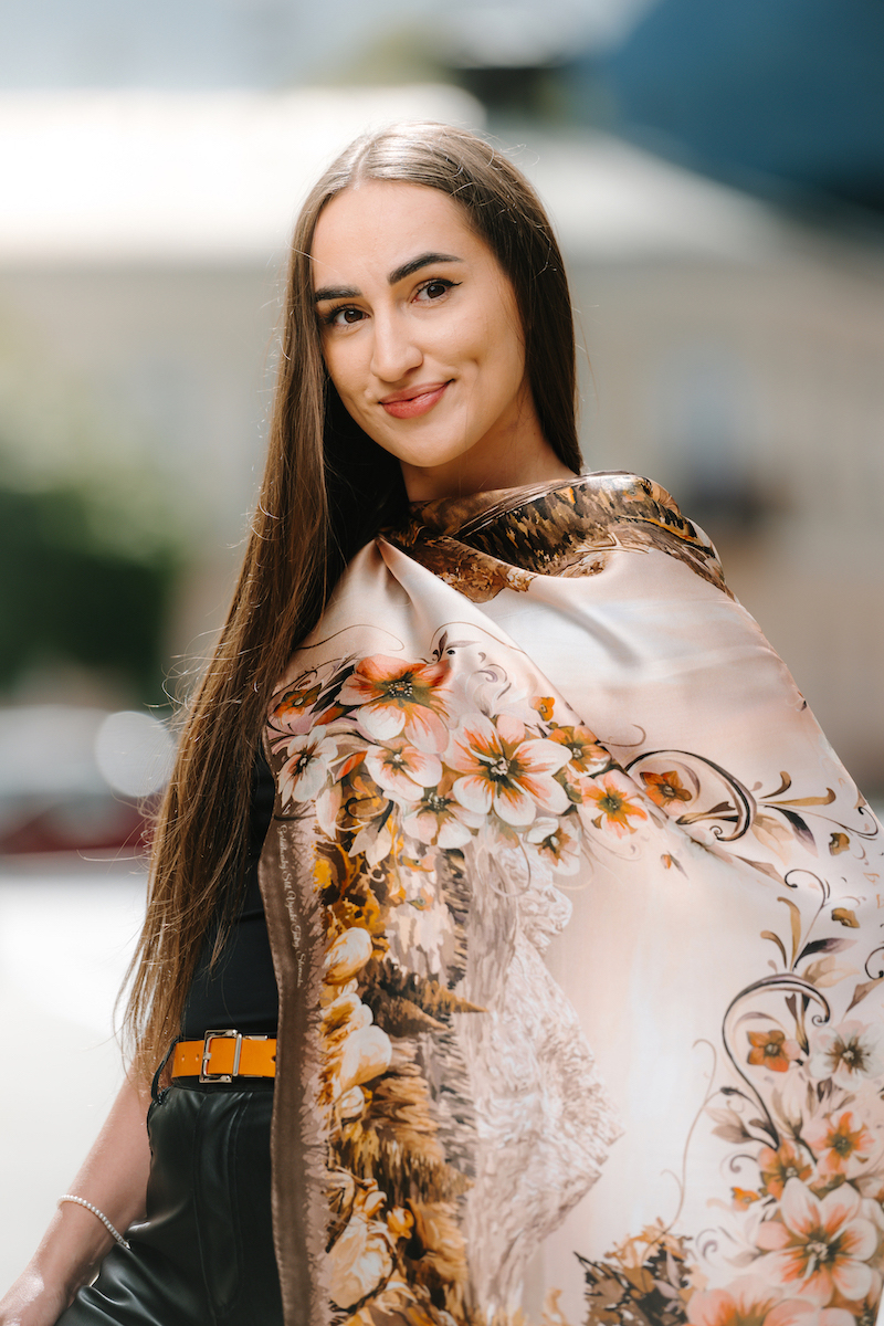 Hodvábna šatka VYSOKÉ TATRY - SÉPIA, 90 x 90cm, Vyrobené na Slovensku – Obrázok 8