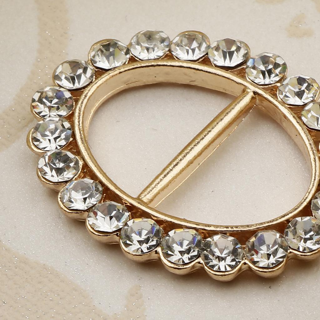 Luxusná spona na šatku a šál v oválnom dizajne so sklíčkami v zlatej farbe – Obrázok 4