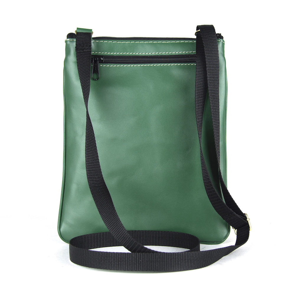 Crossbody kožená taška s dekoračným prešívaním v zelenej farbe – Obrázok 4