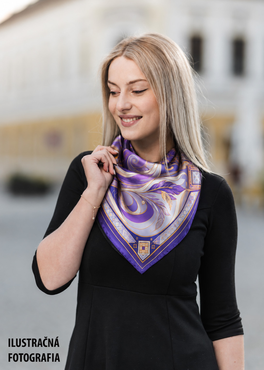 Hodvábna šatka LÍŠKA – PURPUROVÁ, 90 x 90cm, Vyrobené na Slovensku – Obrázok 5